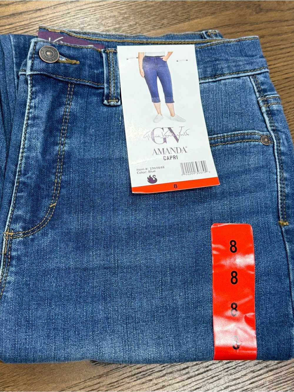 Gloria Vanderbilt Amanda Capri Jeans  Blue Mid-Rise Stretch, Women’s Size 8